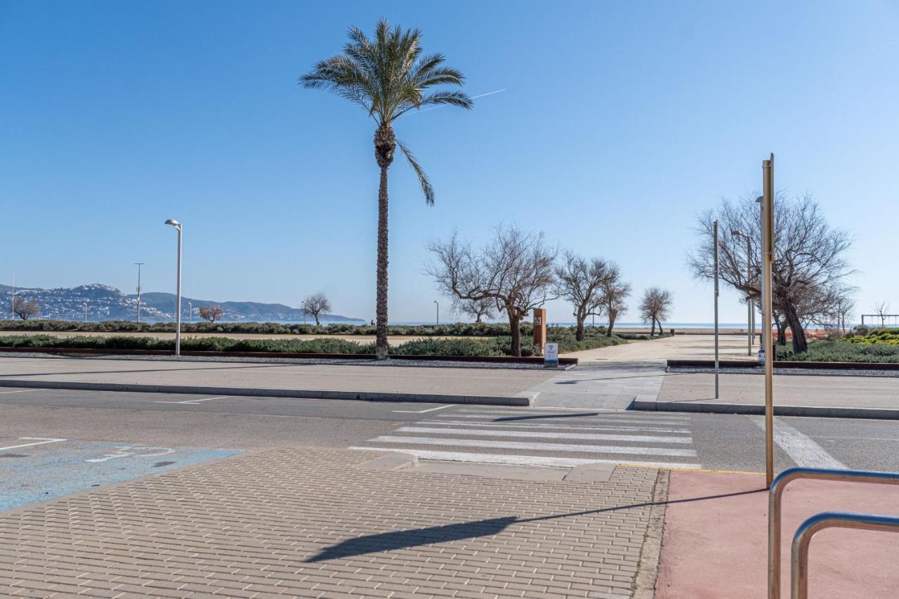 Apart-Rent Apartamento Mirablau 0085 Empuriabrava Exterior photo